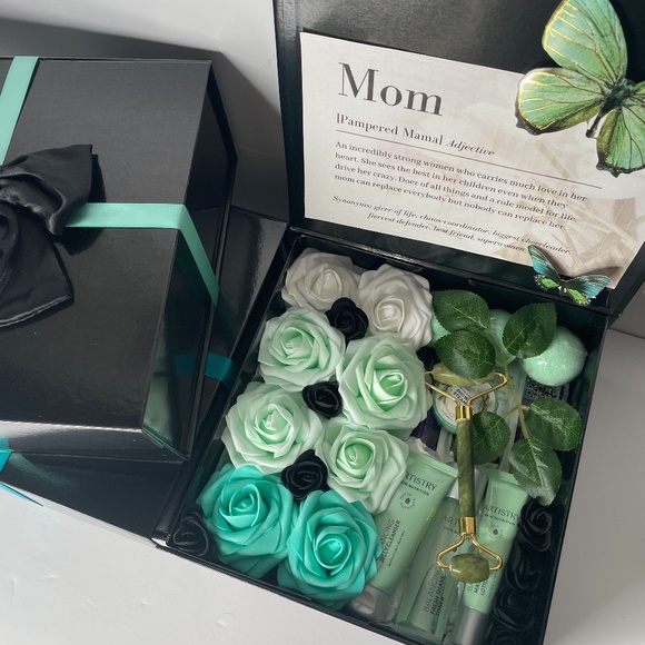 COPY - Pampered Mama, Mothers Day Gift Box, At Home Spa for Ma - Picture 5 of 6